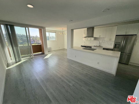 Photo of 3461 Waverly Drive #306, Los Angeles, CA 90027 (MLS # 26999671)