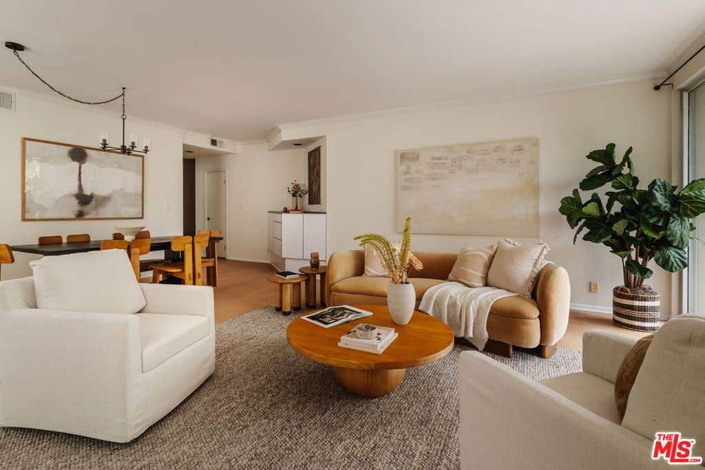 Photo of 1161 Amherst Avenue #204, Los Angeles, CA 90049 (MLS # 26844897)