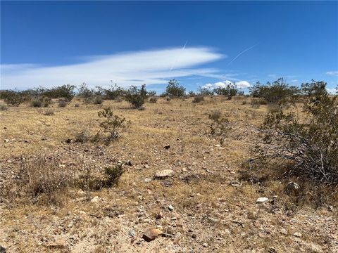 Photo of 0 Leaping Lizard Lane, Apple Valley, CA 92307 (MLS # CV26098100)