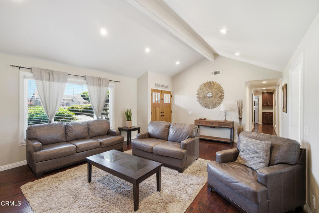 310 Foxglove Place