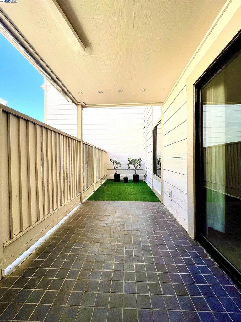 DOWNTOWN SAN LEA - Residential