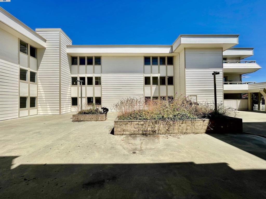 DOWNTOWN SAN LEA - Residential
