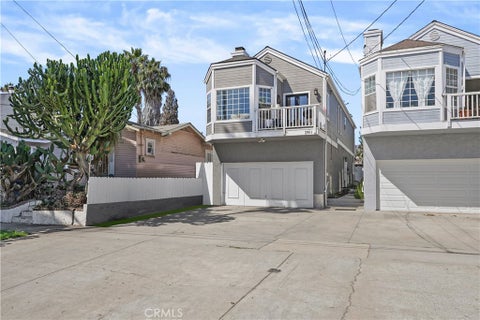 Photo of 2911 S Pacific AVE, San Pedro, CA 90731 (MLS # NP26191913)
