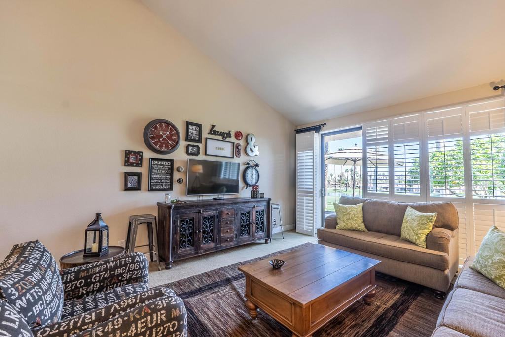 Palm Valley CC - Residential