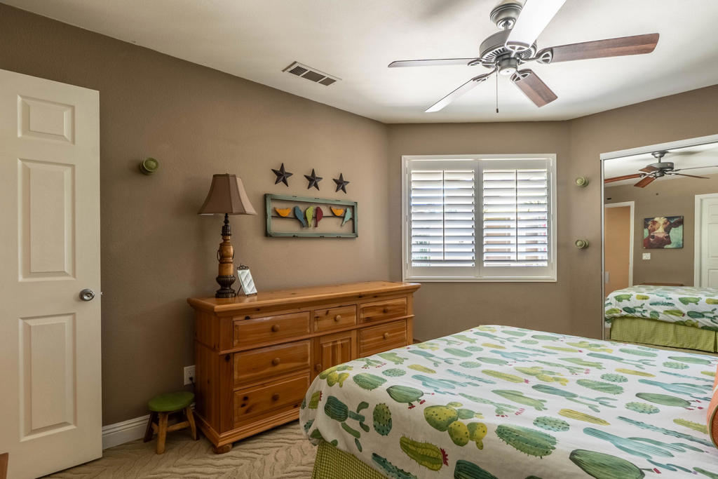 Palm Valley CC - Residential