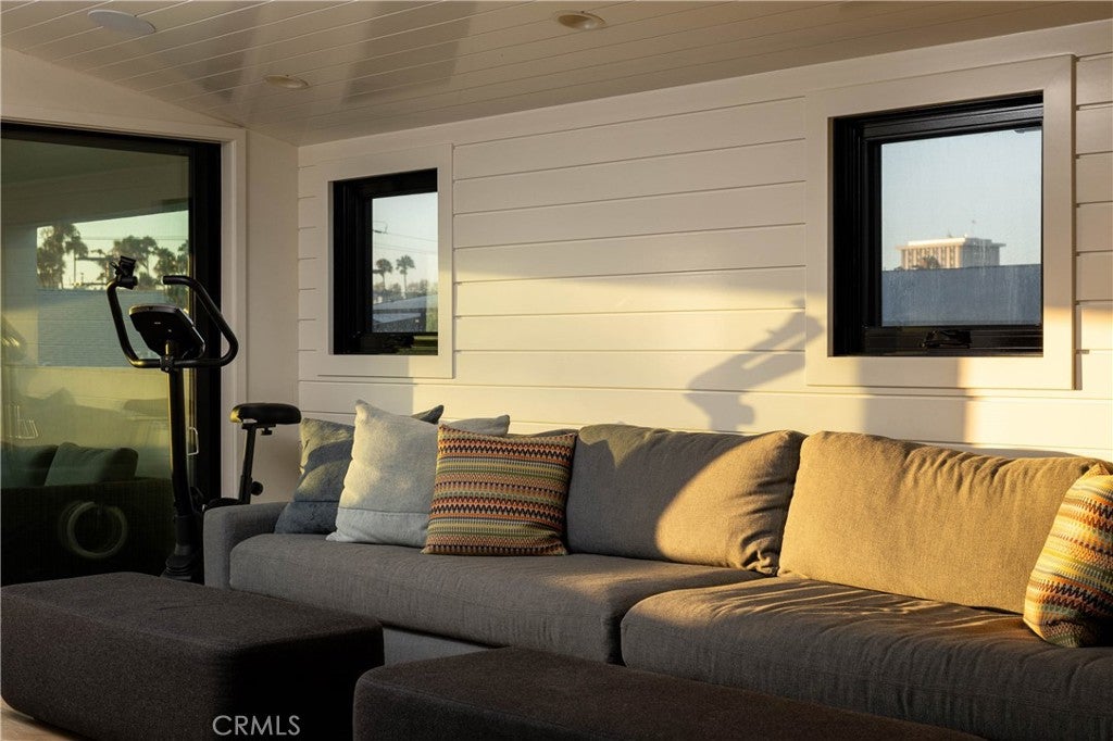 211 35th, Newport Beach CA 92663 - Photo 30