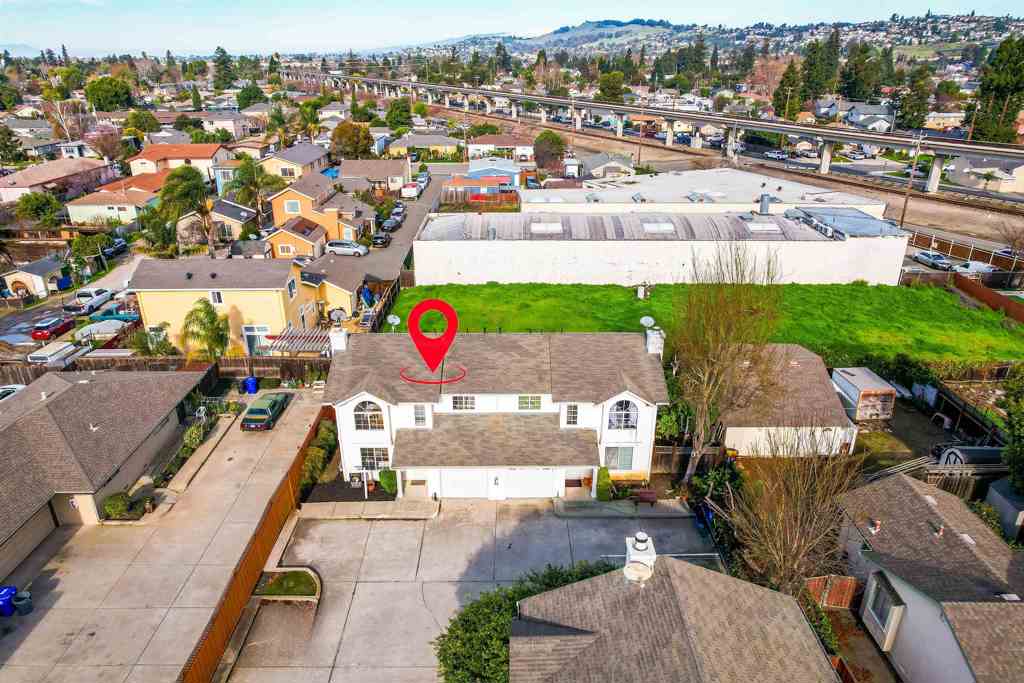 CHERRYLAND - Residential