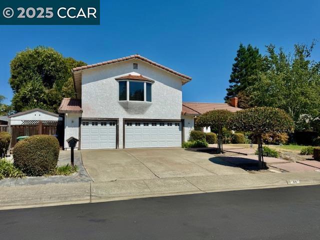 44 Dos Rios Ct