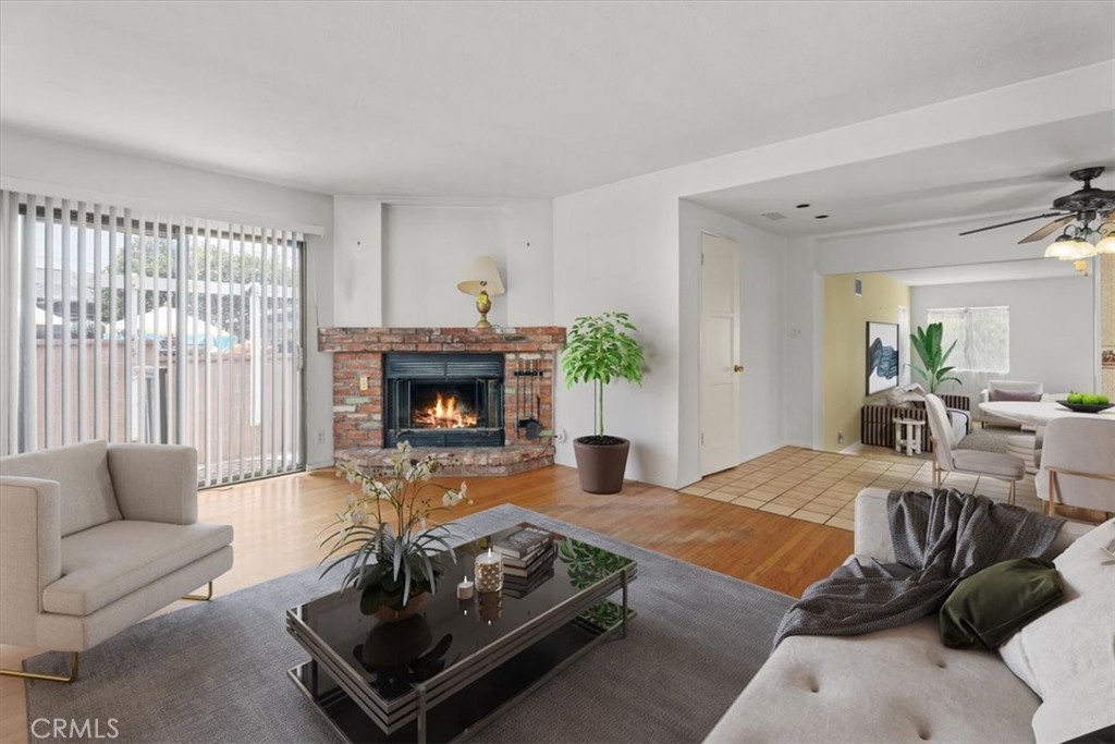 700 W Palm Avenue