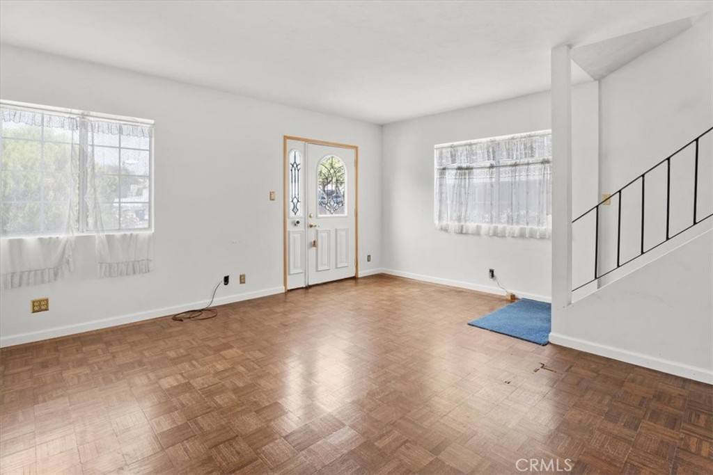 700 W Palm Avenue
