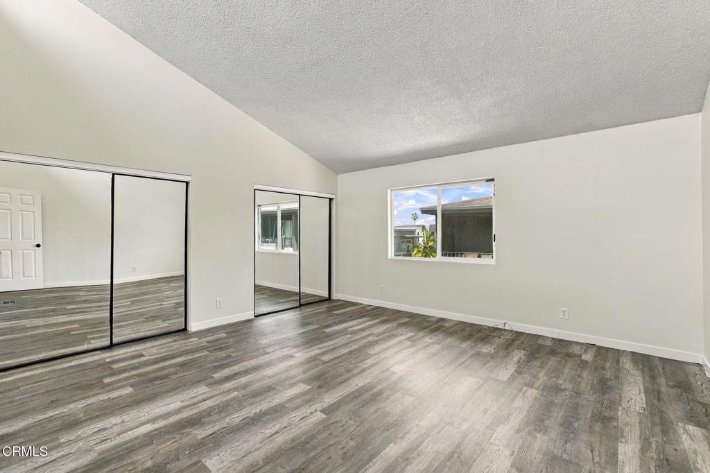 2718 Vanderbilt Lane B