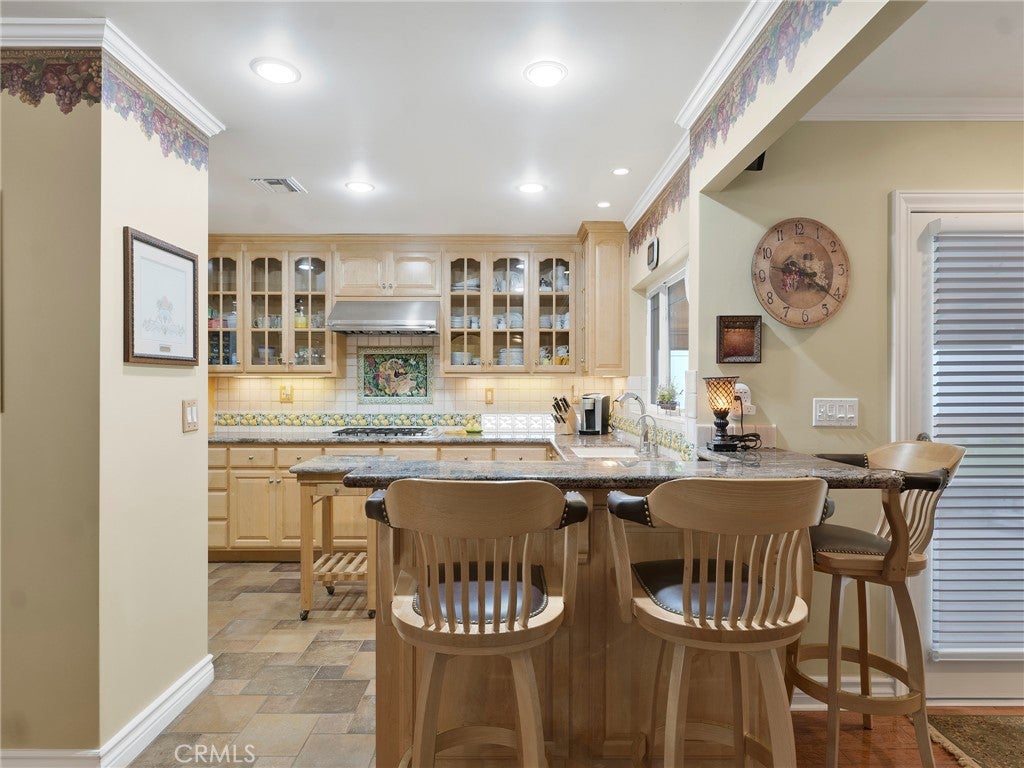 4404 Canoga Drive