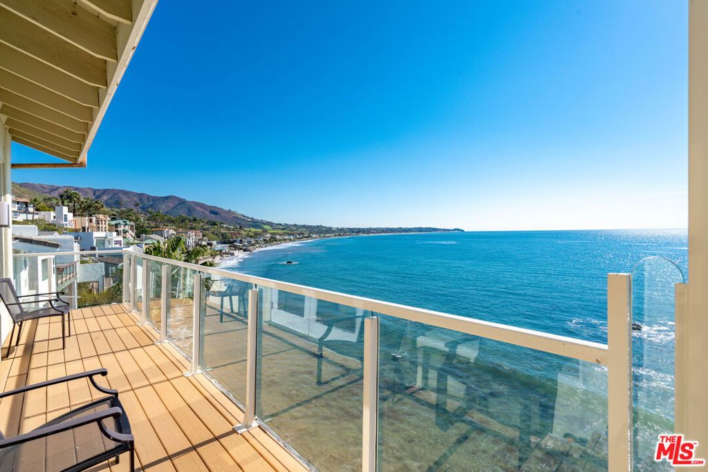 Photo of 31532 Victoria Point Road, Malibu, CA 90265 (MLS # 24456669)