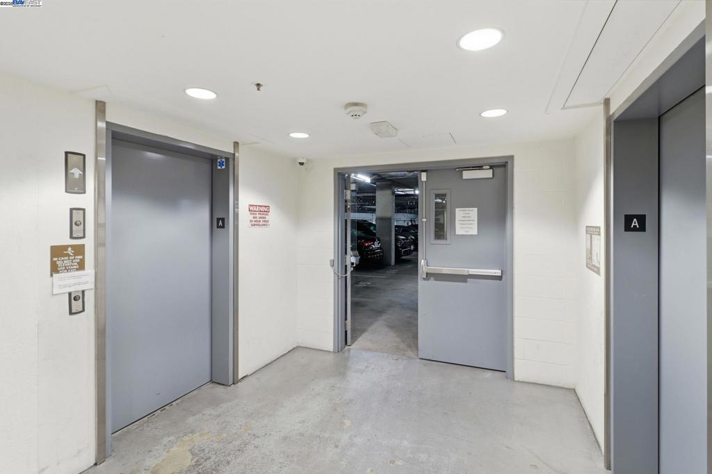 FRUITVALE AREA - Residential