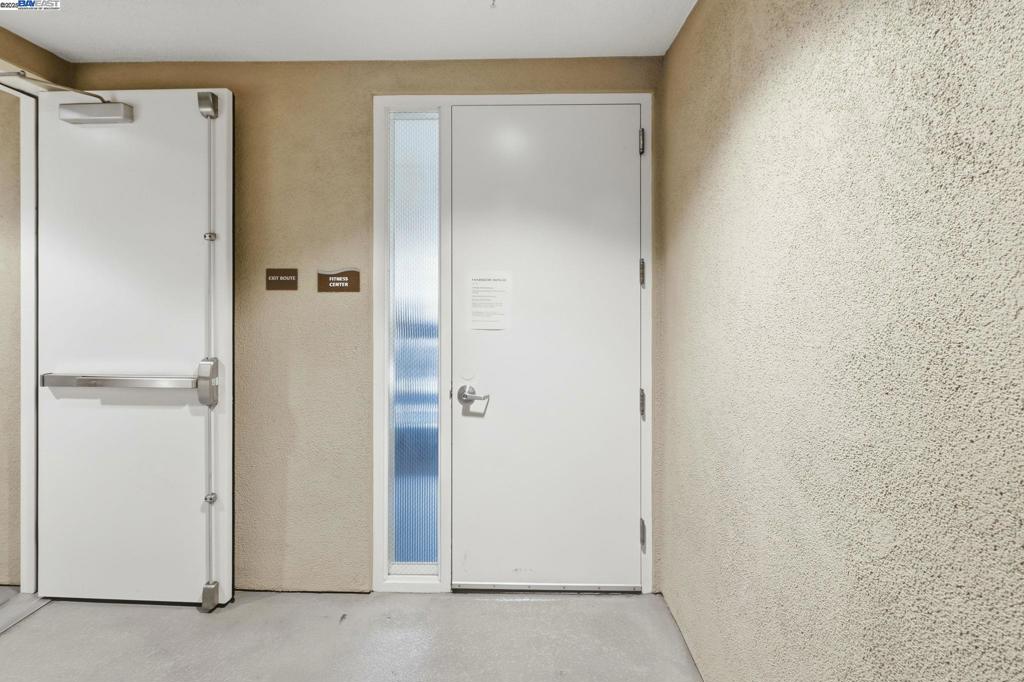 FRUITVALE AREA - Residential