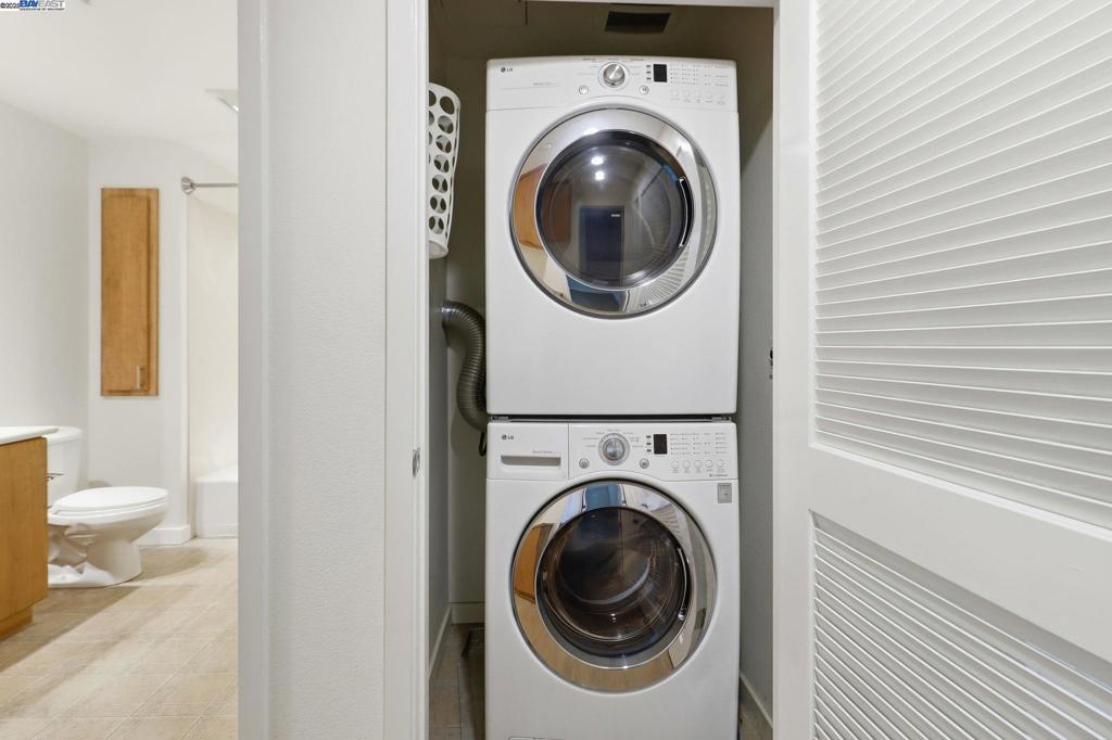 FRUITVALE AREA - Residential