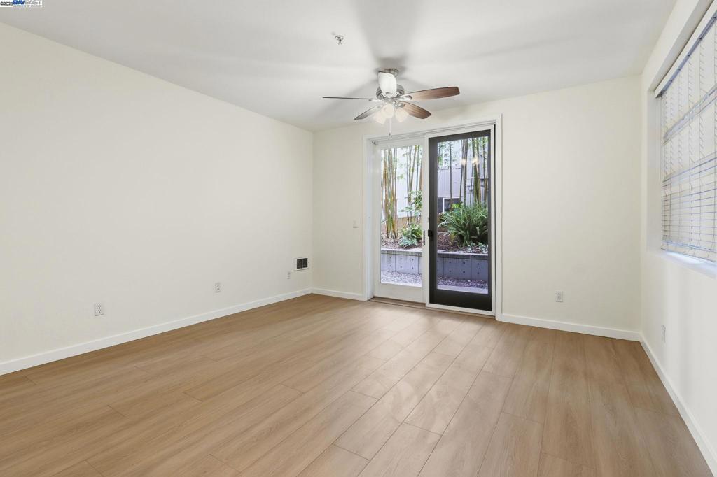 FRUITVALE AREA - Residential