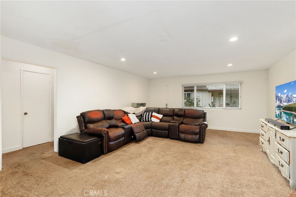 17926 Irvine Boulevard