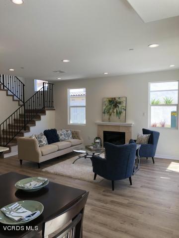 Built in 2018 Quiet end unit townhome over 1800 sq. ft. modern design, lots of natural light. Open floorplan w/high ceilings, kitchen with granite counters and stainless steel appliances including a premium LG refrigerator and LG washer and dryer. Direct access to oversized 2 car garage. Hardwood floors throughout downstairs, carpet upstairs. Master suite has 2 walk-in closets, sliding glass doors to spacious balcony. Master bath granite counters w/dual sinks, separate master shower and tub. Plantation shutters throughout. Community pool and spa. Easy on and off the 101 frwy, close to restaurants and shopping.