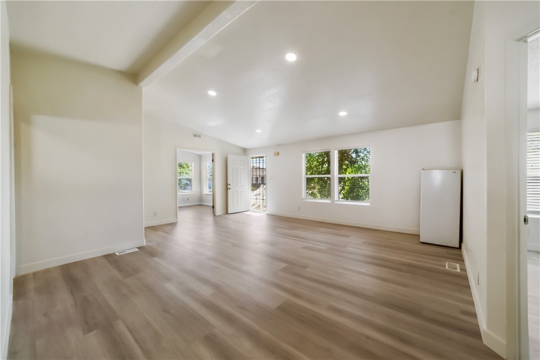 24200 Walnut Street 73