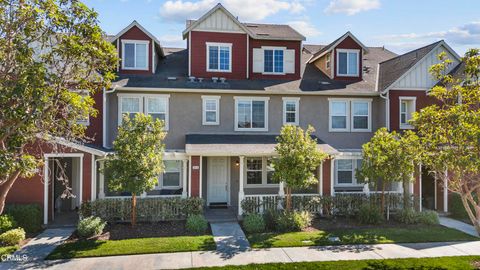 Photo of 3016 Moonlight Park Avenue, Oxnard, CA 93036 (MLS # V1-34761)