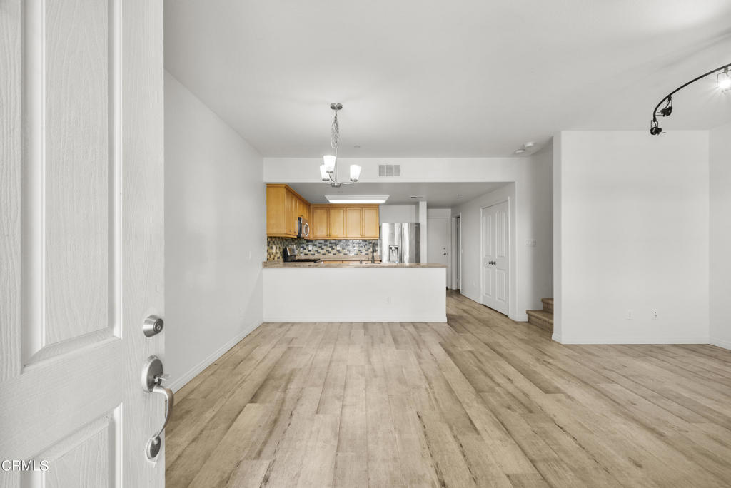 3016 Moonlight Park Avenue