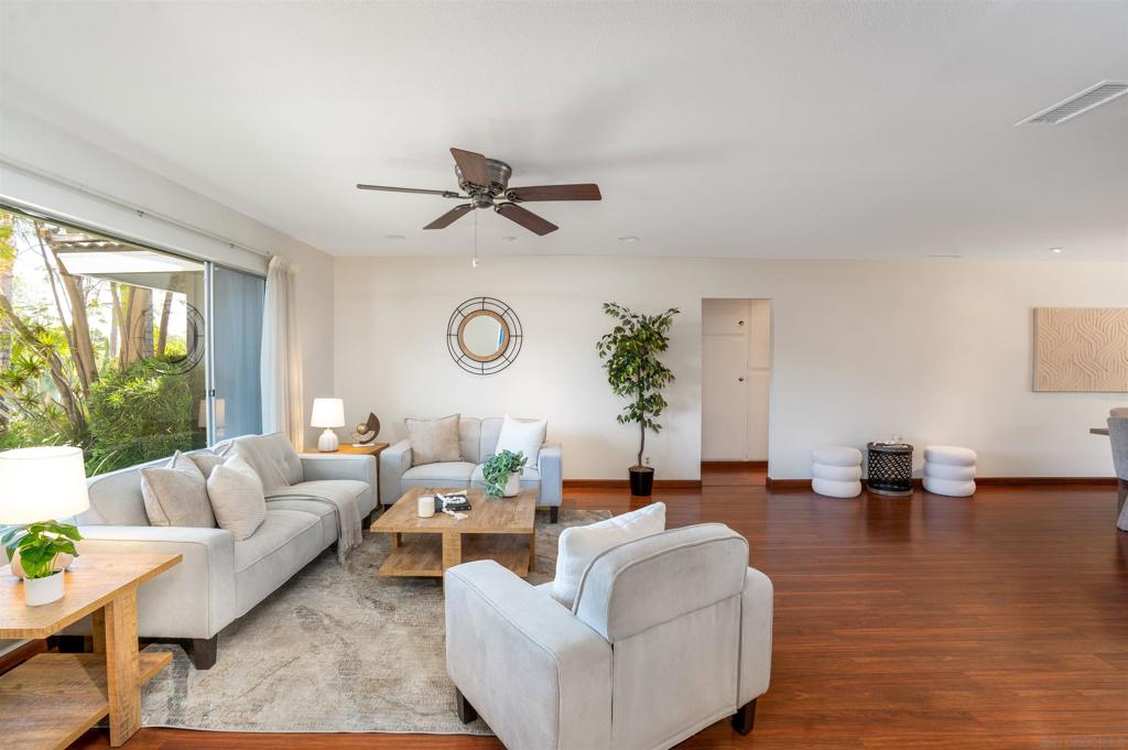 1637 Encino Dr