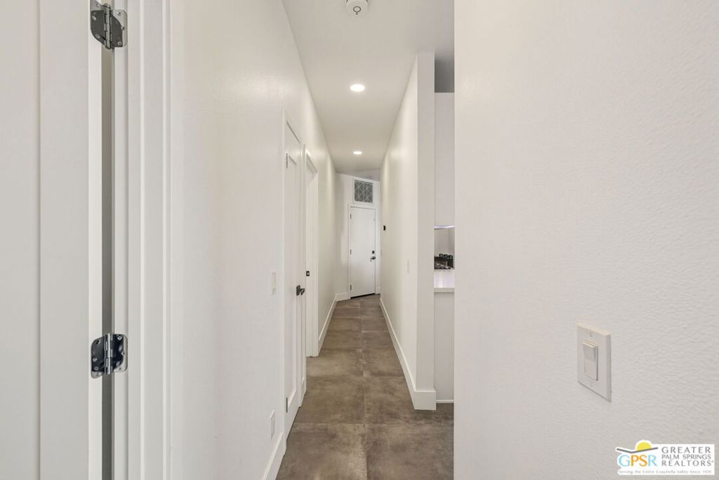 Movie Colony East - Residential
