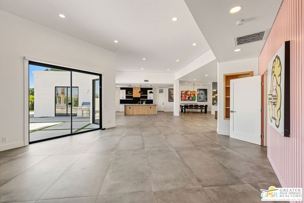 Movie Colony East - Residential