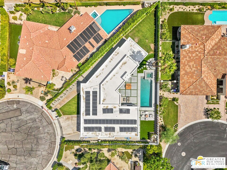 Movie Colony East - Residential