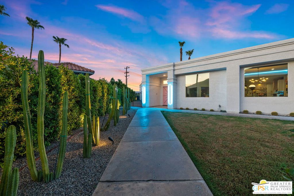 Movie Colony East - Residential