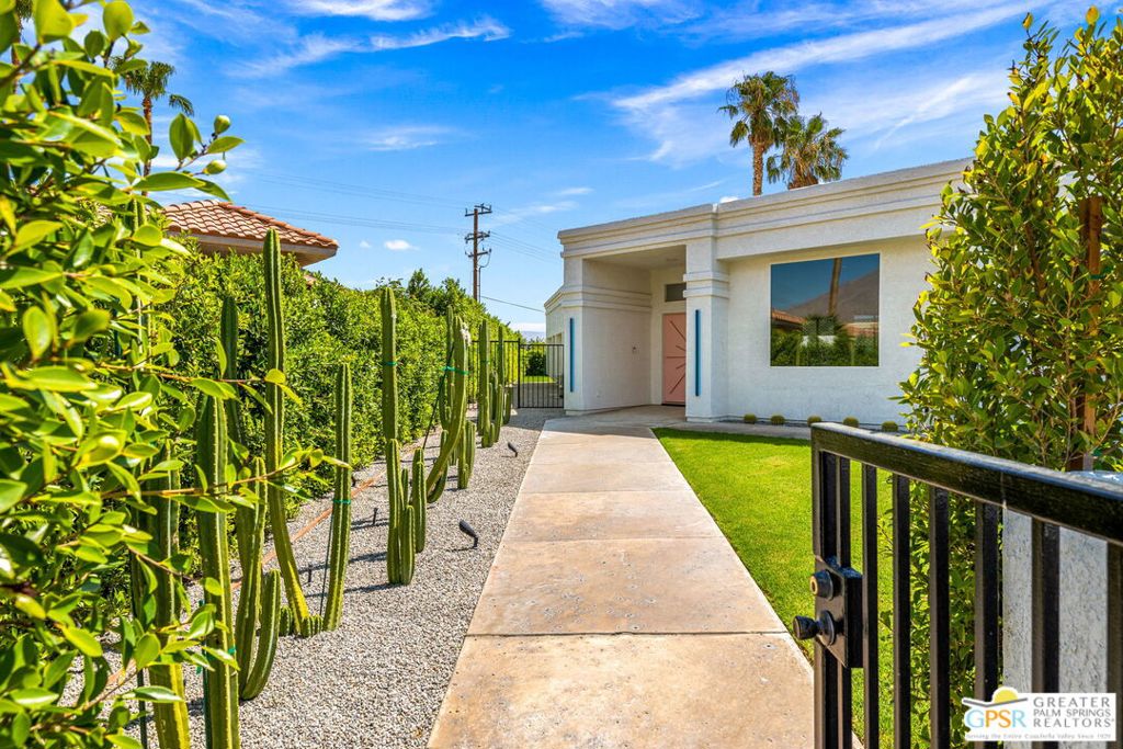Movie Colony East - Residential