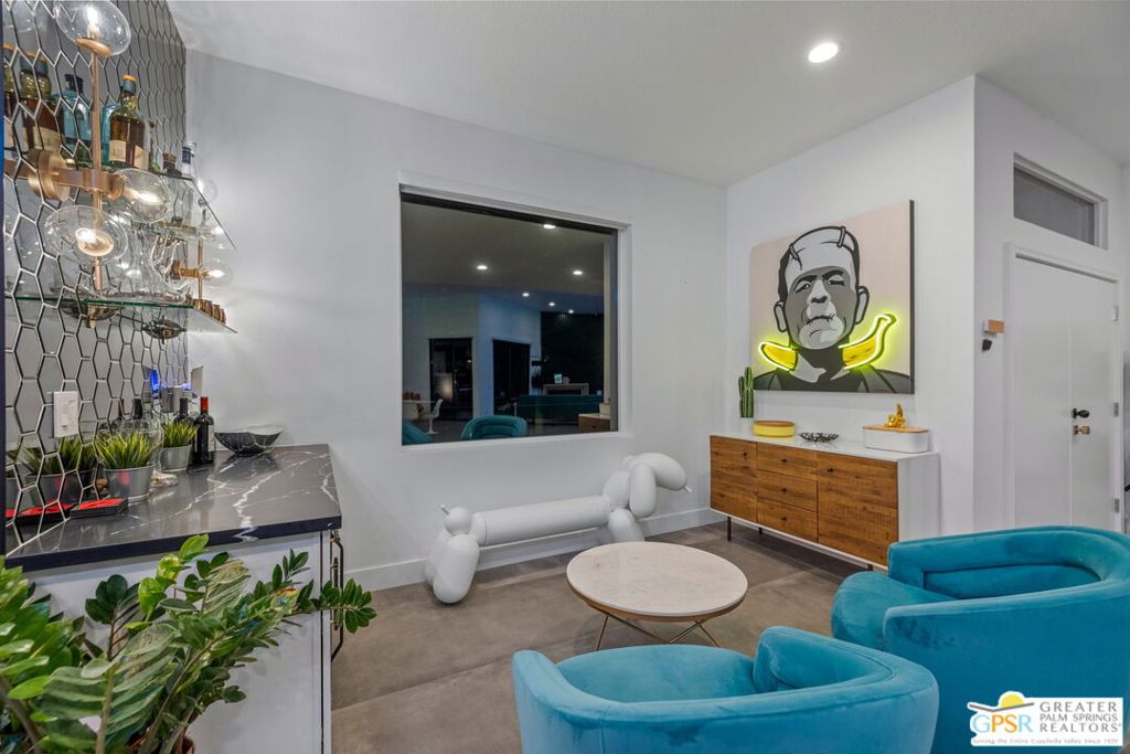 Movie Colony East - Residential