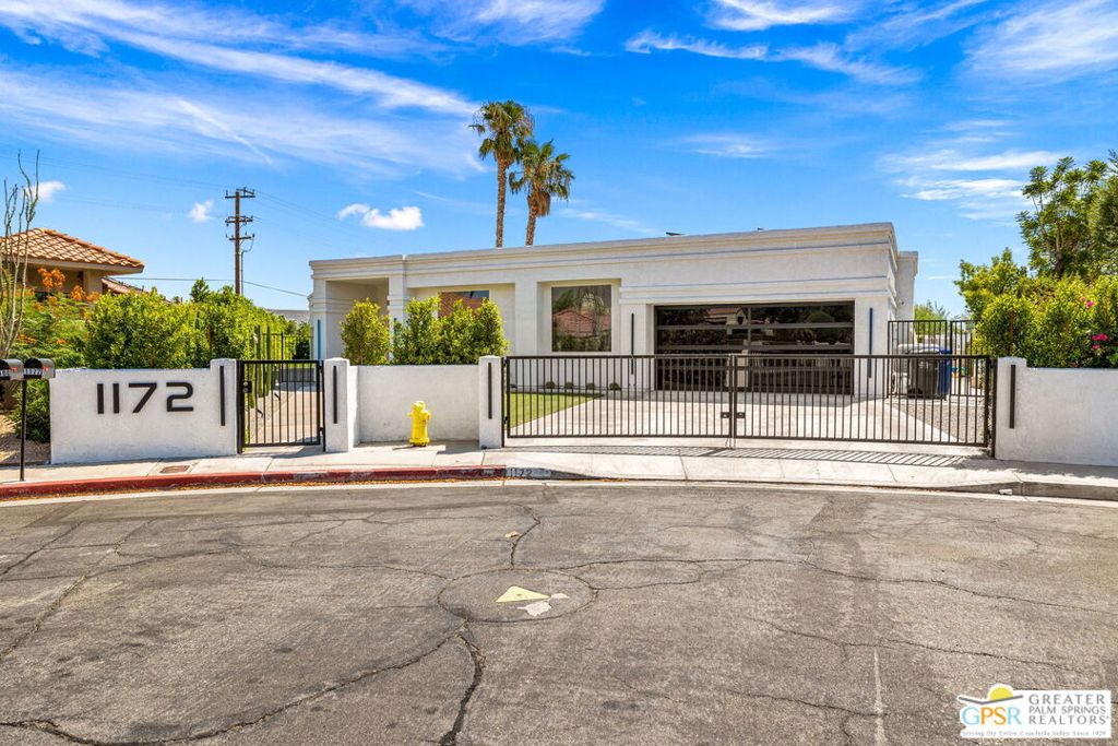 Movie Colony East - Residential