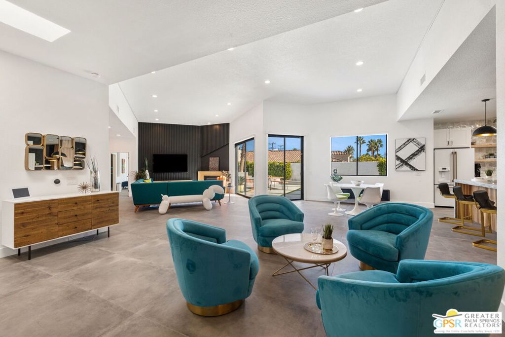 Movie Colony East - Residential