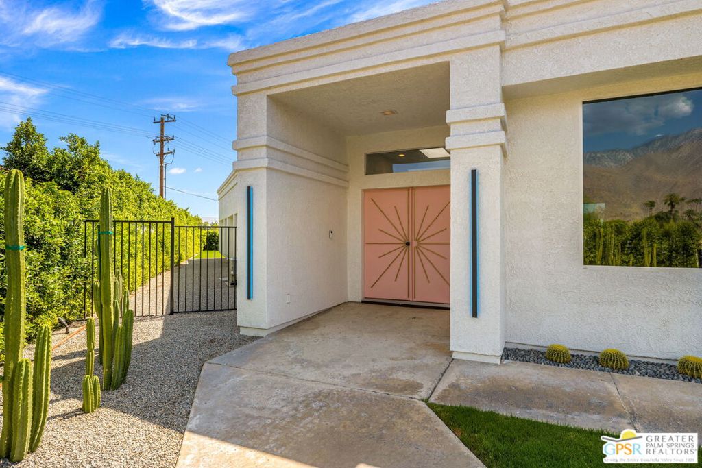 Movie Colony East - Residential