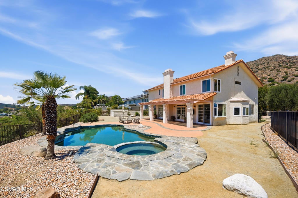 5180 Lafitte Drive