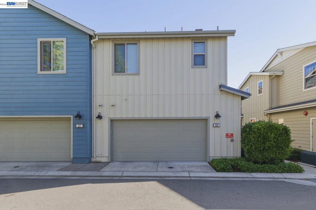 520 Sandalwood Dr