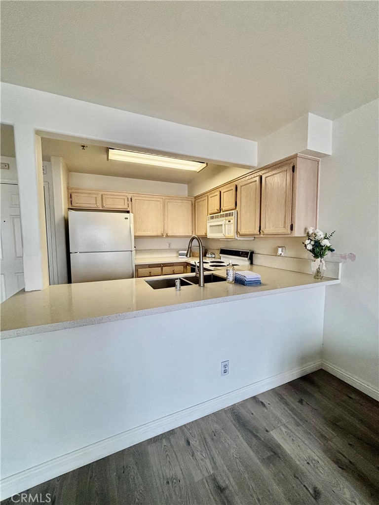 11410 Brookshire 421