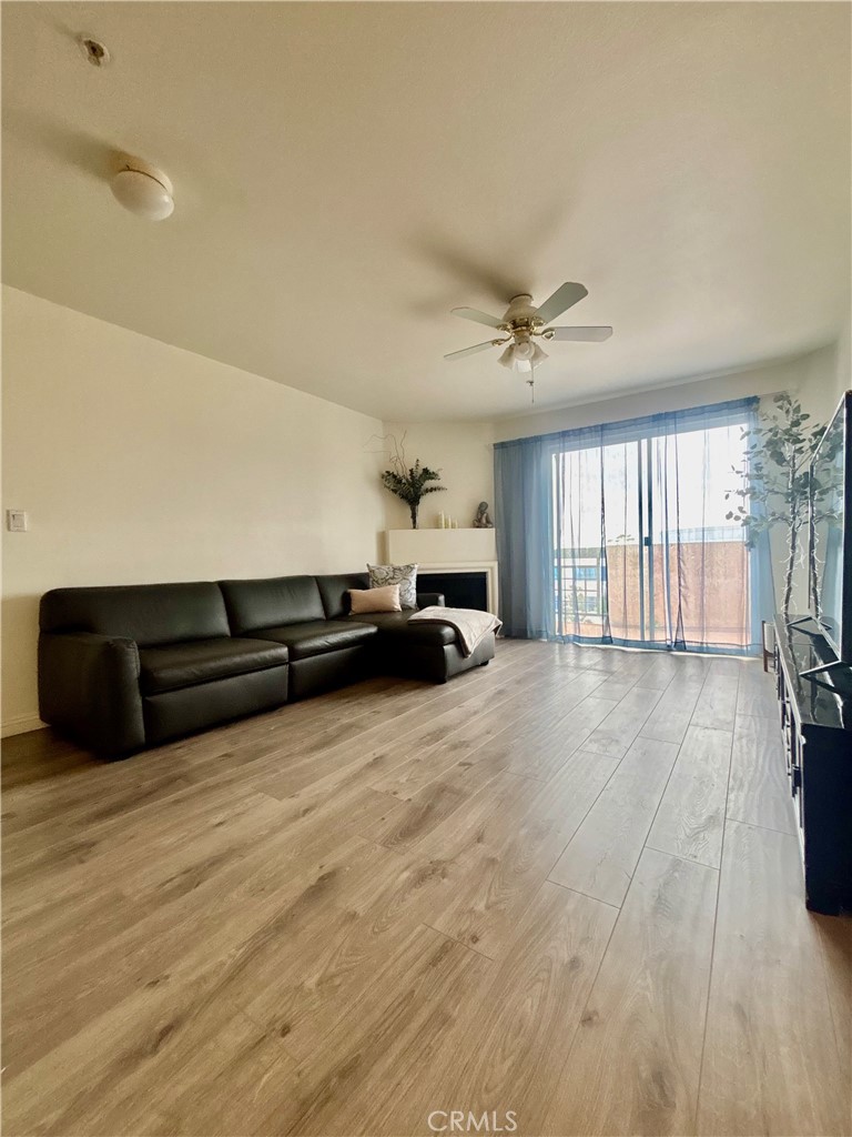 11410 Brookshire 421