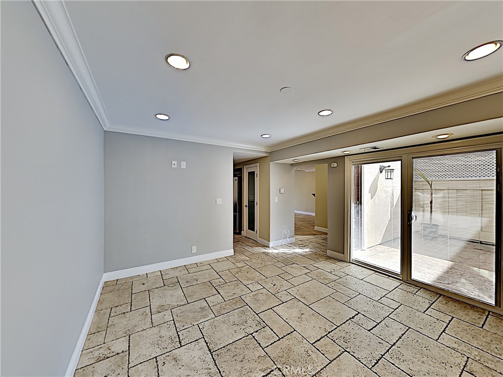 Mandalay Bay - Residential
