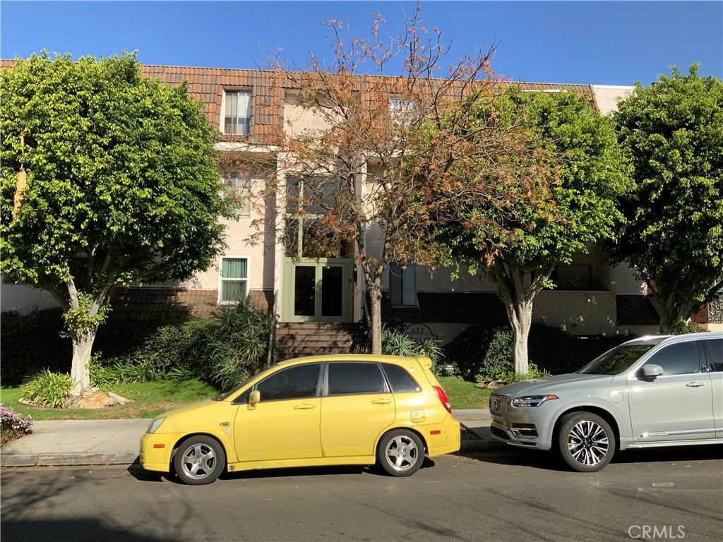 Photo of 409 Burchett St #220, Glendale, CA 91203 (MLS # TR26025494)