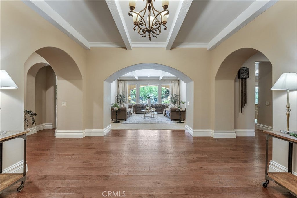22121 Lynx Court