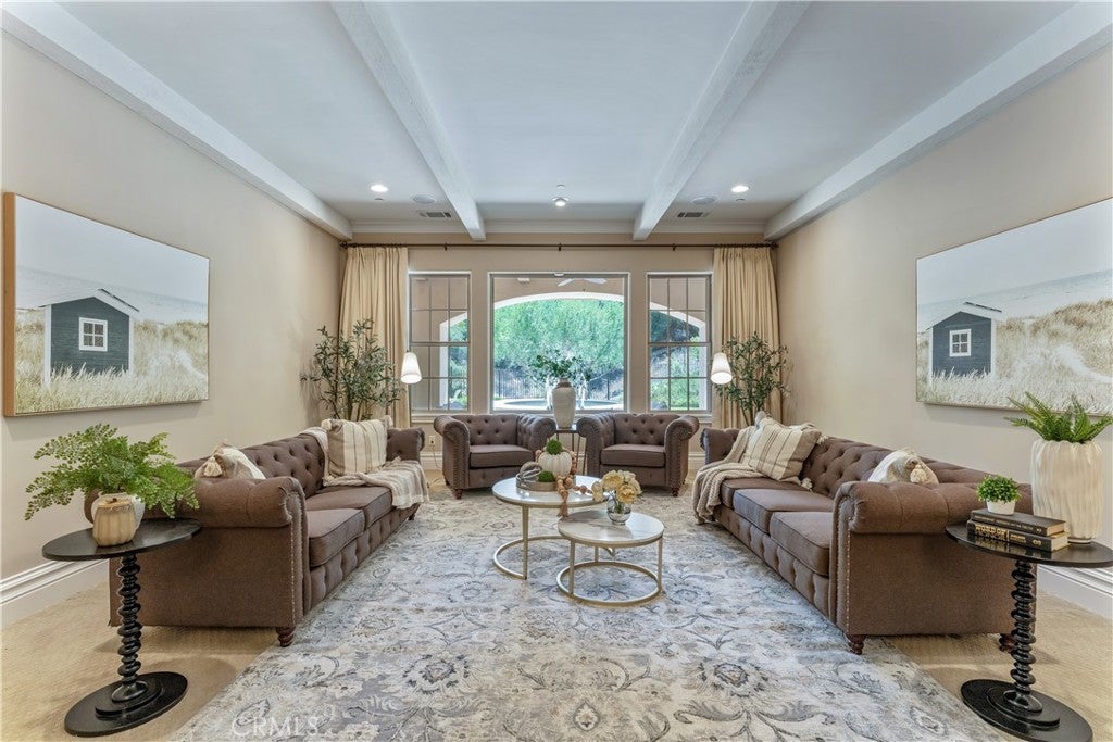22121 Lynx Court