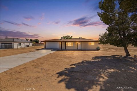 11363 Maple Hesperia CA 92345