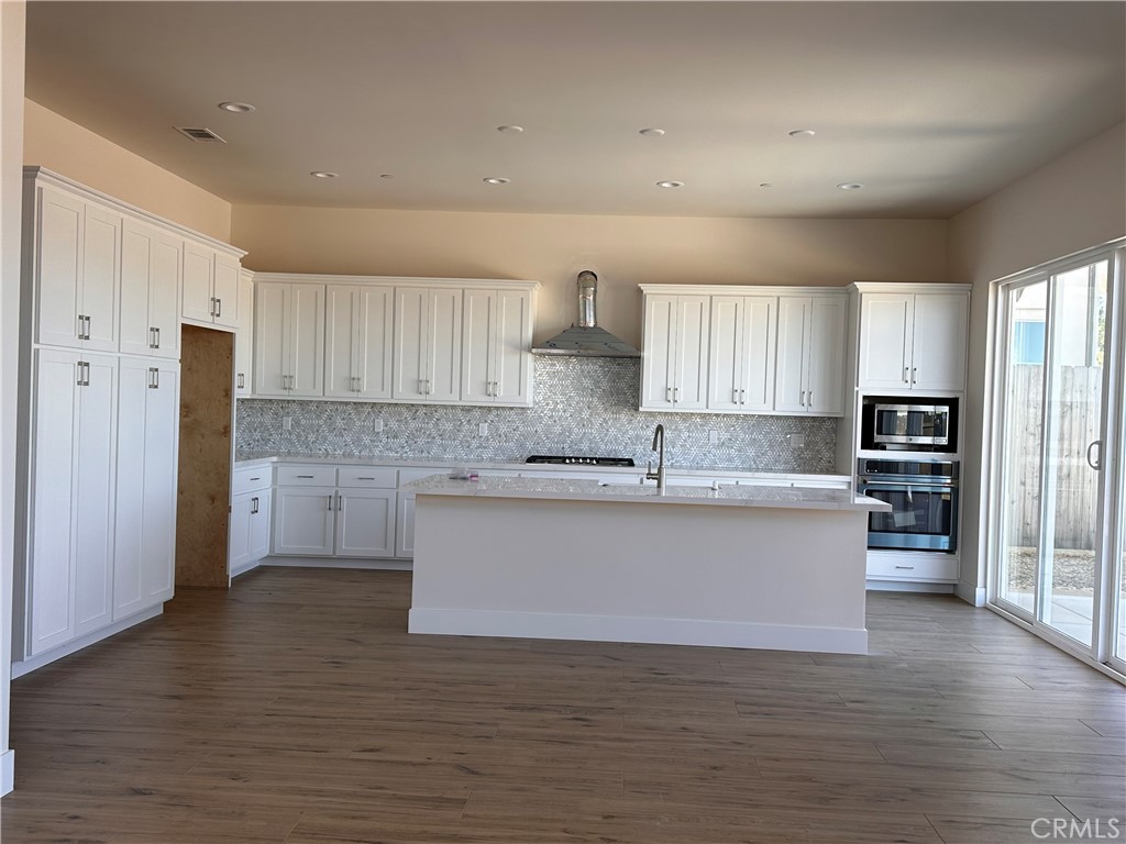 5823 Morning Glory Drive