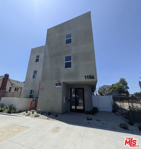 Photo of 1156 W Florence Avenue, Los Angeles, CA 90044 (MLS # 26871793)