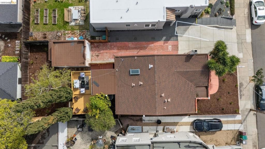 Photo of 6100 6100 Majestic Ave Ave, Oakland, CA 94605 (MLS # 41124753)