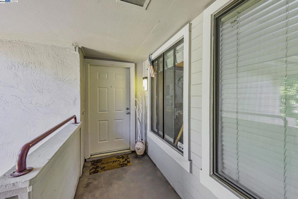 6382 Buena Vista Dr B