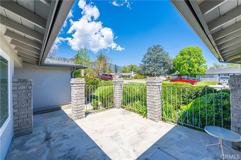 listing image 130725324496634368662